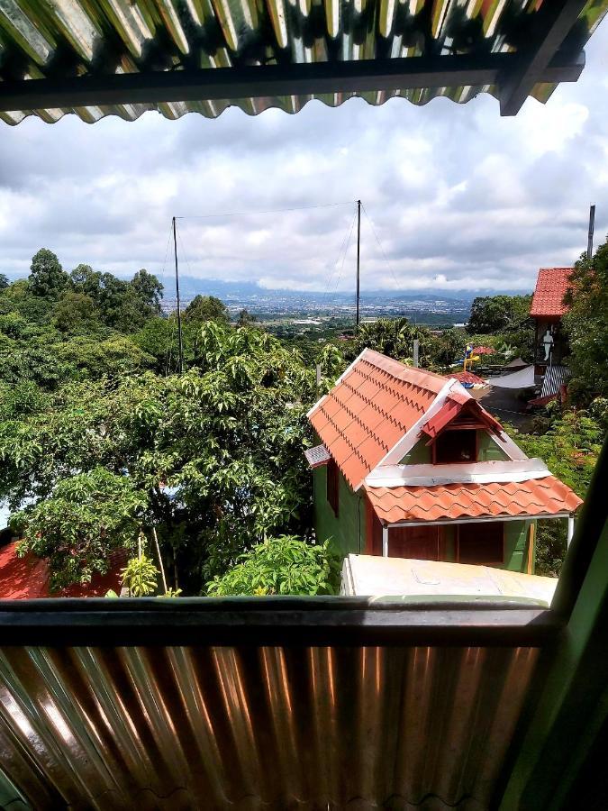Hotel Monte Campana Heredia Birri Экстерьер фото